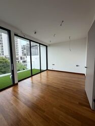 Simon Lane (D19), Terrace #561166101